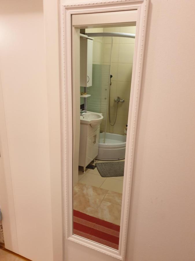 Stan Na Dan Prnjavor, Gajba U Centru Apartment ภายนอก รูปภาพ